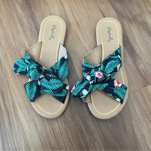 Tropical Floral Print Bow Slide Sandals - Picture 5 of 15